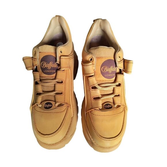 NIB‎  1339 classic platform sneakers Beige Nubuck Leather Womans size 9.5 - Picture 2 of 6